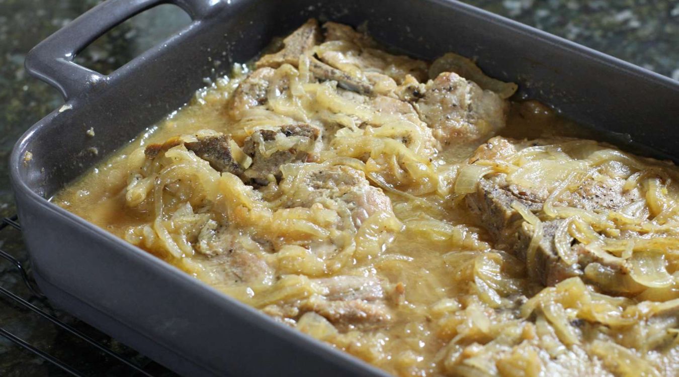 baked-pork-chops-with-sauerkraut-recipe