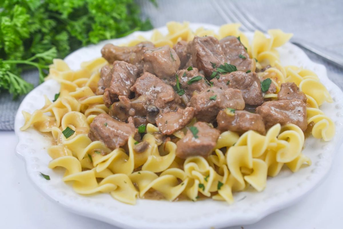 beef-tips-and-noodles-recipe