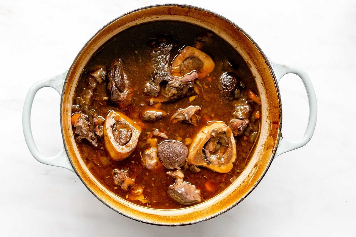 braised-beef-shank-with-wine-and-tarragon-recipe