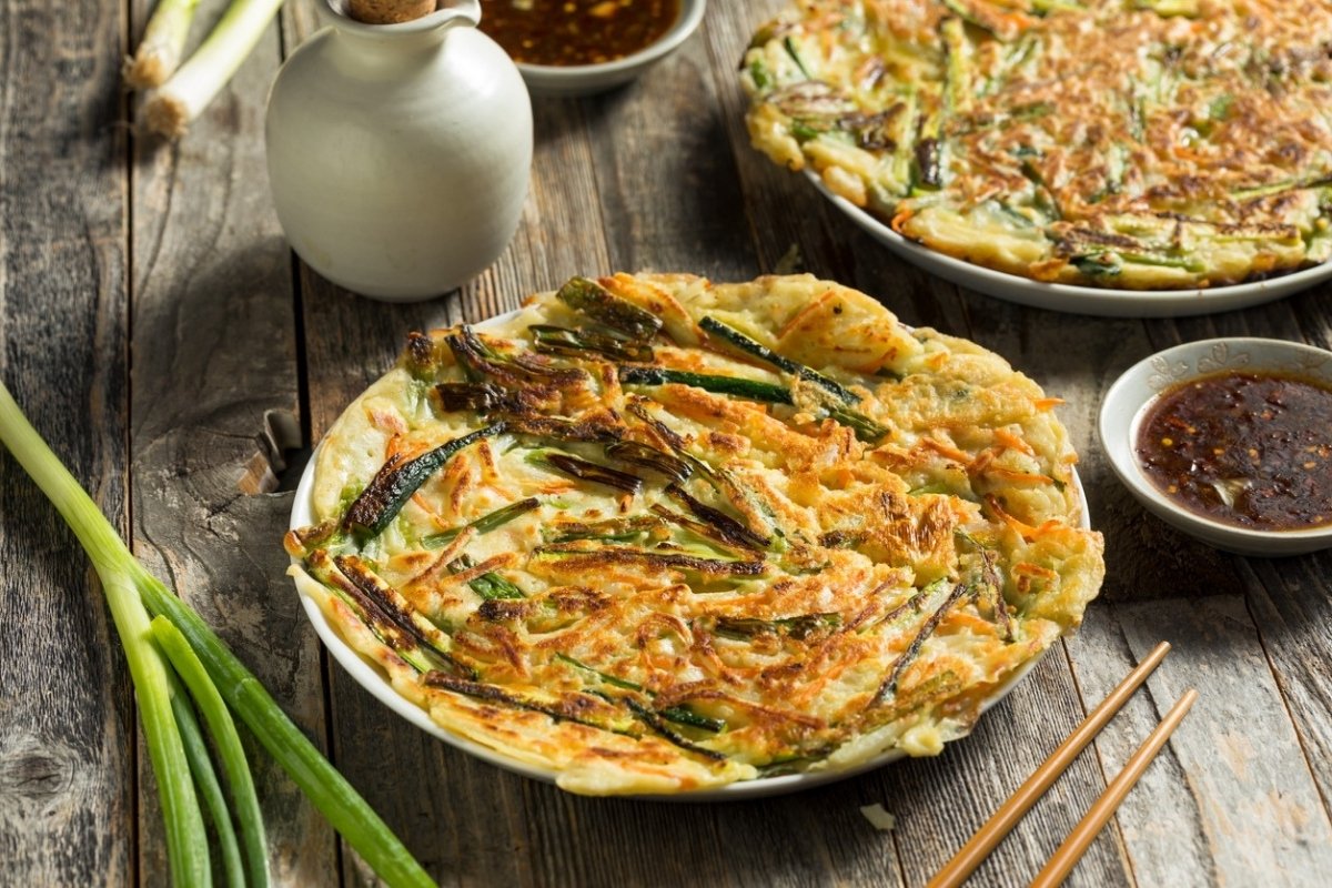 haemul-pajeon-korean-seafood-pancake-recipe