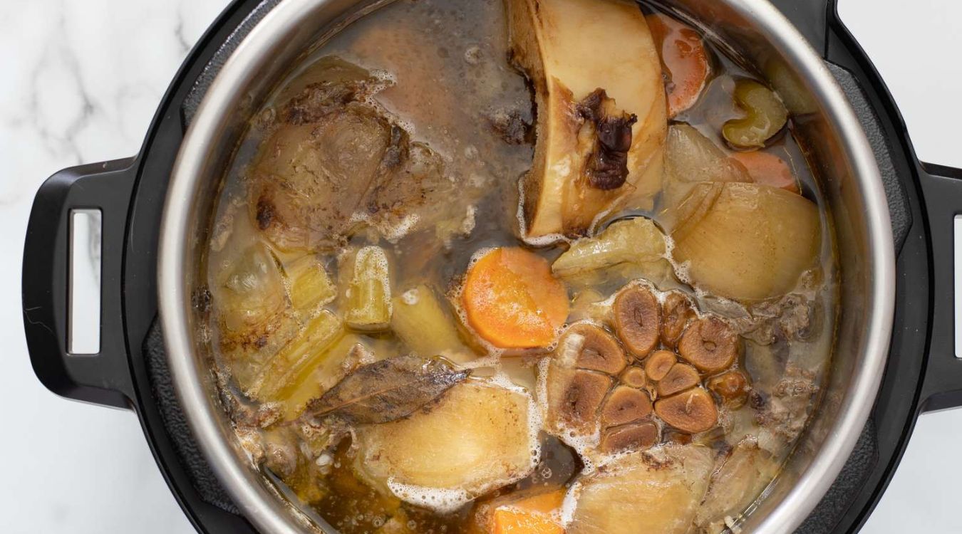 instant-pot-beef-bone-broth-recipe