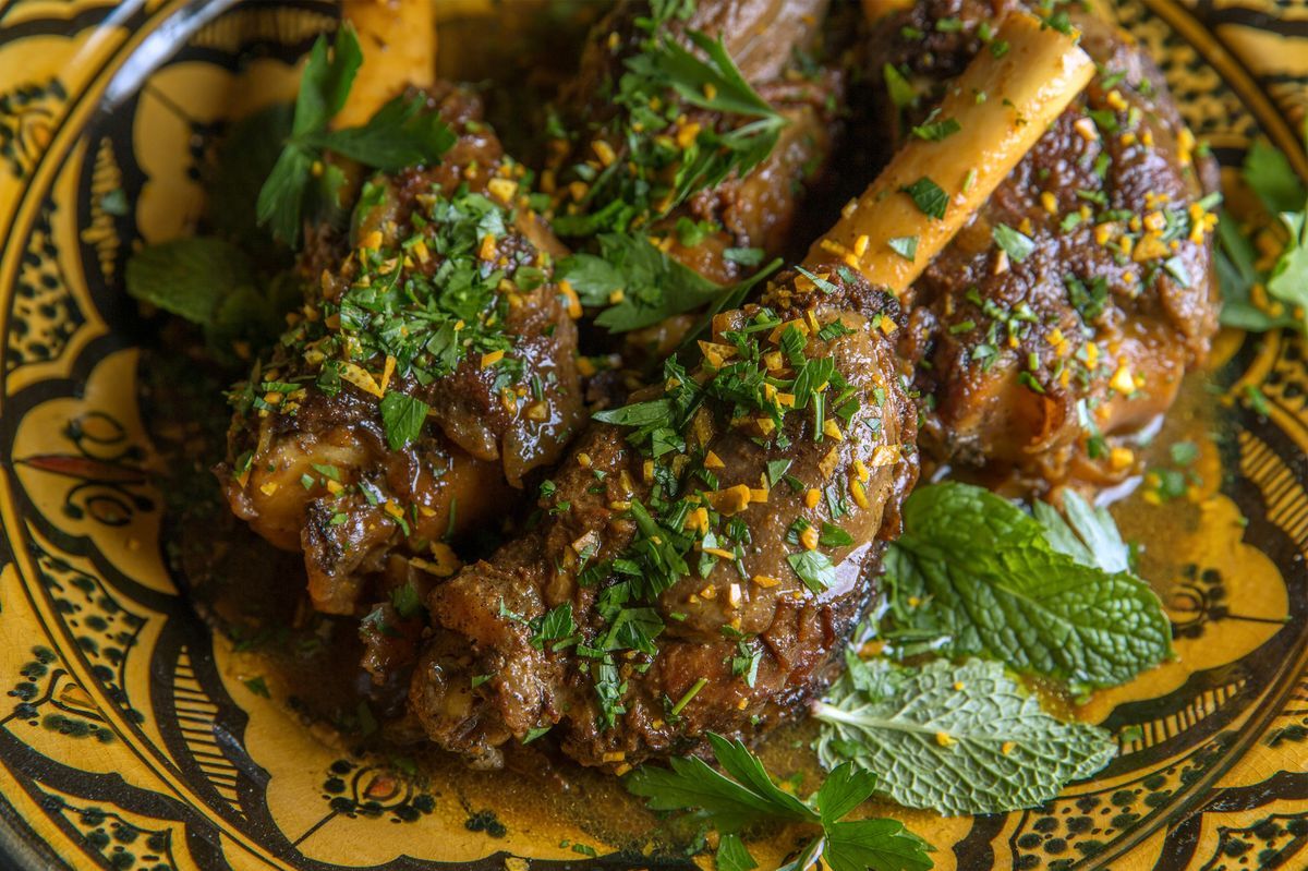 persian-braised-lamb-shanks-recipe