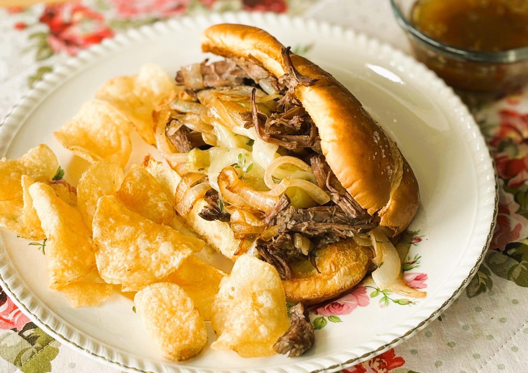 slow-cooker-beef-sandwiches-recipe
