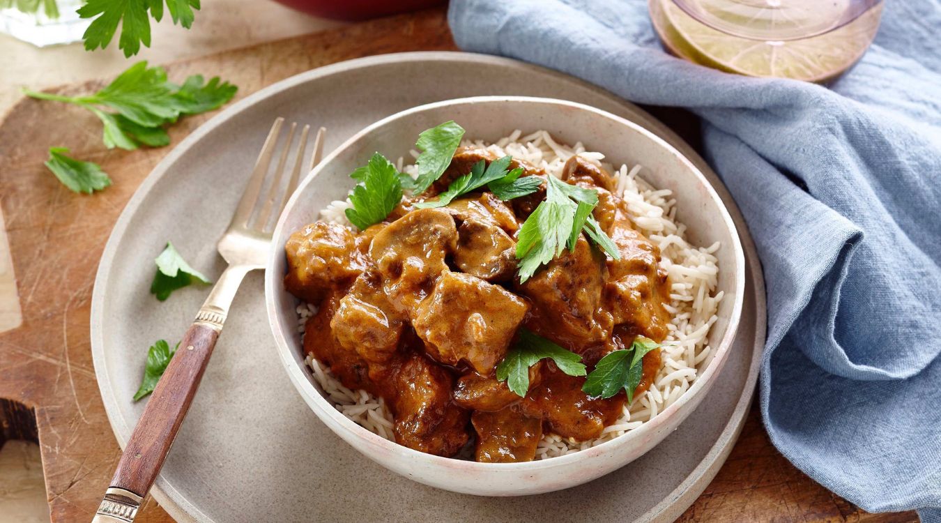 slow-cooker-beef-stroganoff-recipe