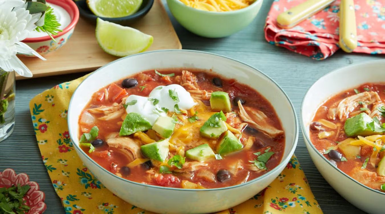 slow-cooker-chicken-taco-soup-recipe