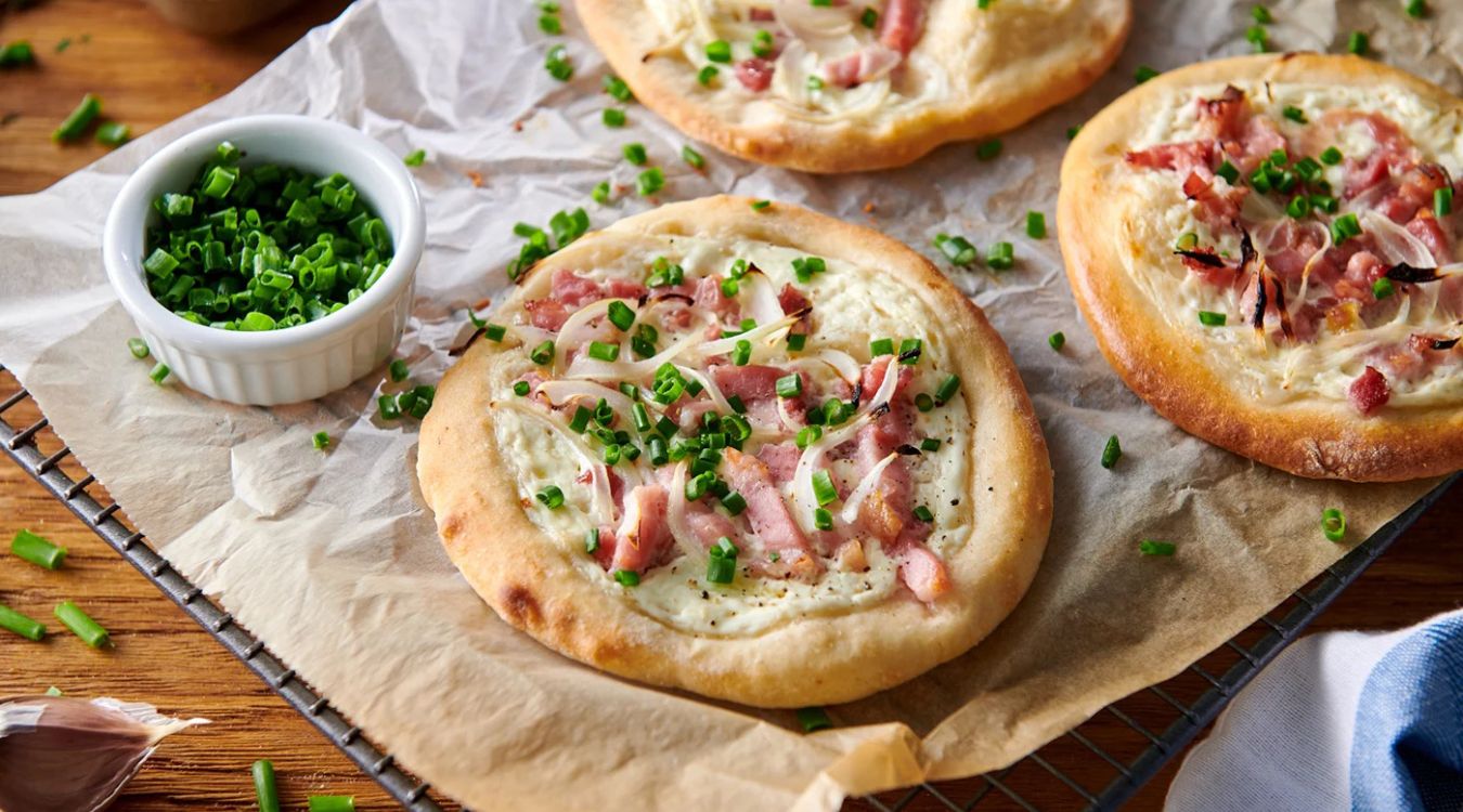 tarte-flambee-bacon-onion-recipe